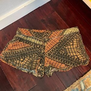 Hurley shorts orange black super cute pre lived and owned